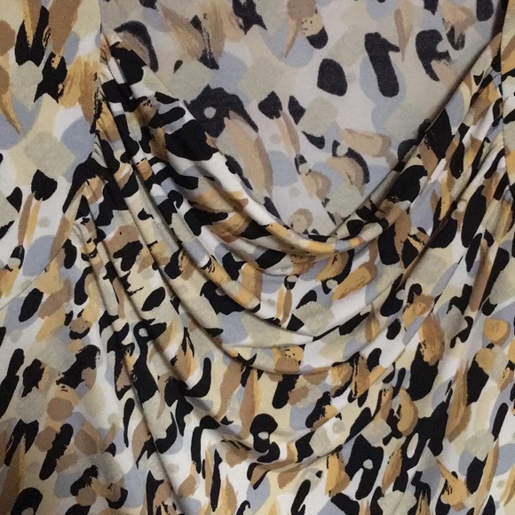 Multi-color M blouse - Picture 3 of 3